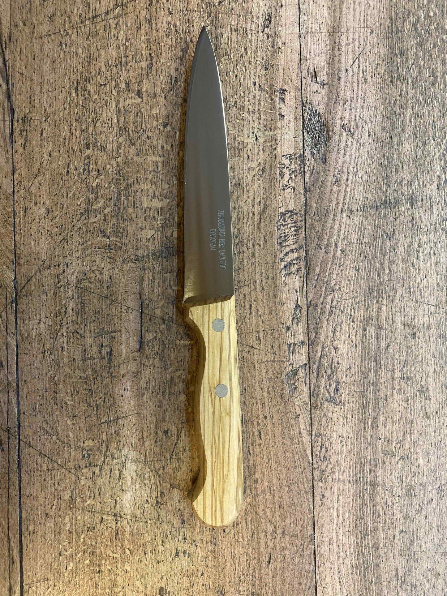 Coltello chef 16 cm con manico in ulivo