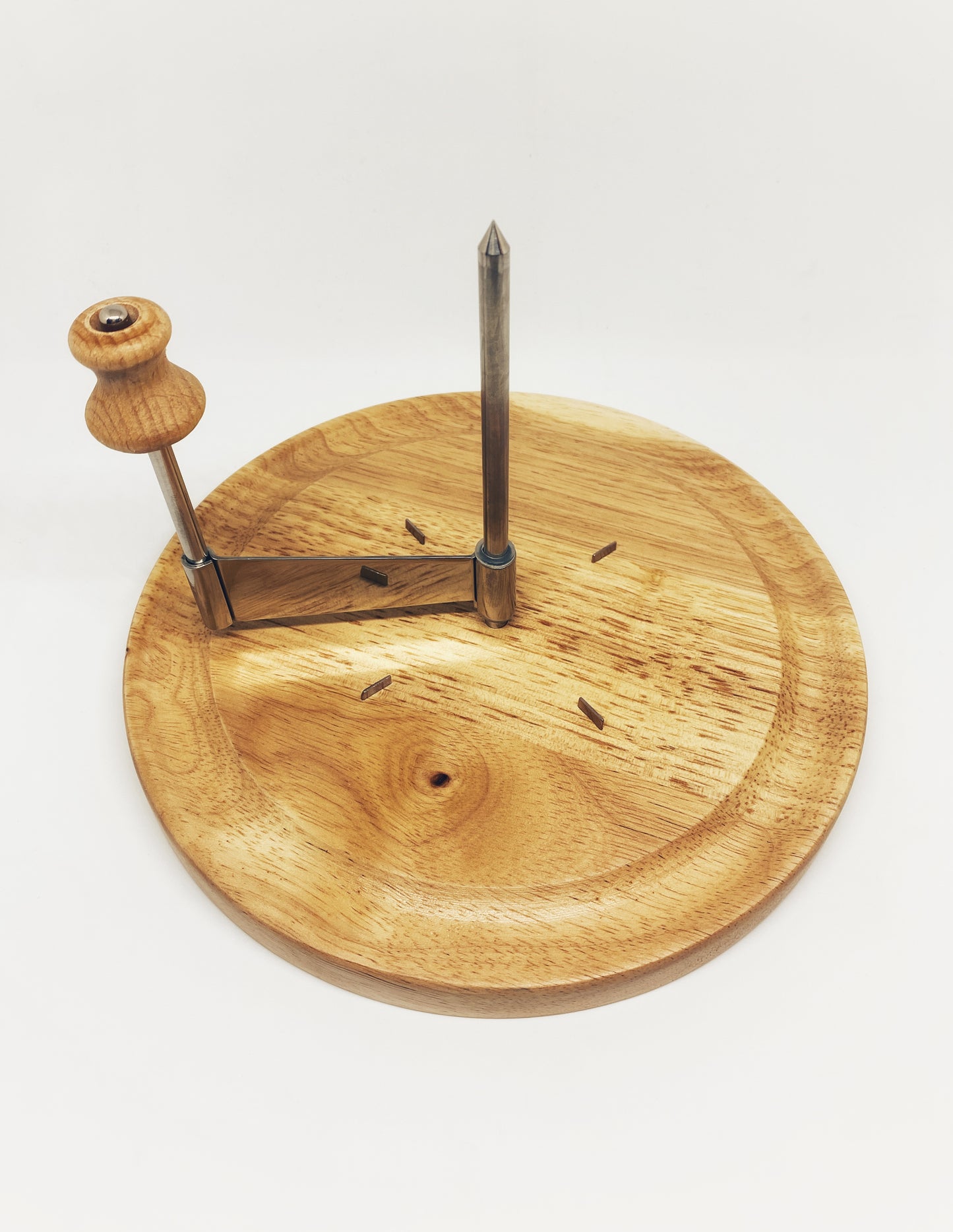 Girolle per formaggio in faggio con cupola in plastica