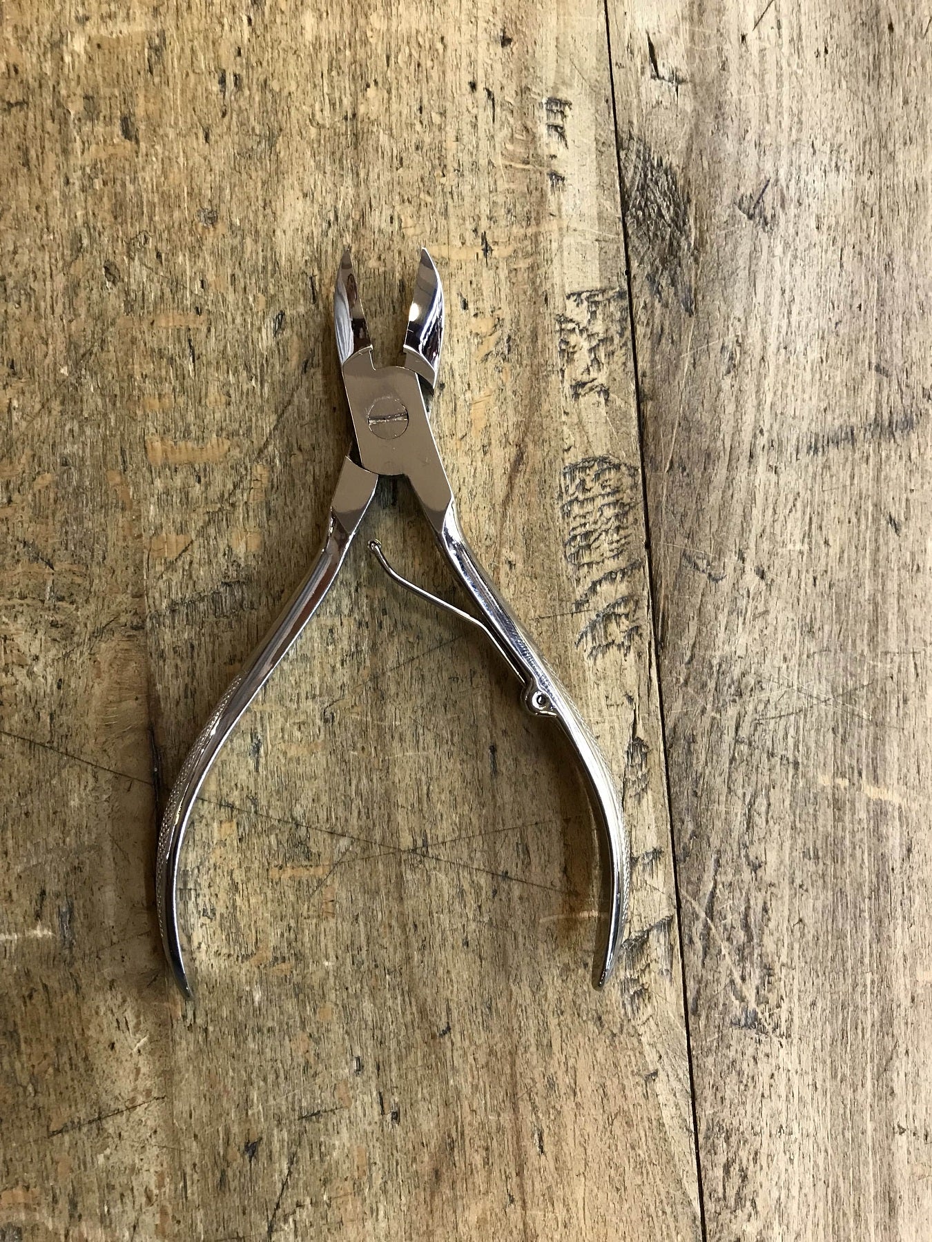 Large toenail nippers