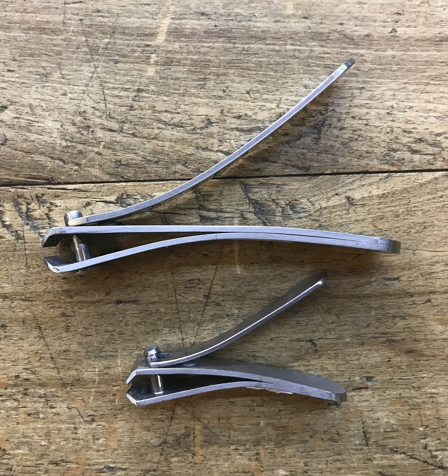 Pomoni hand nail clippers