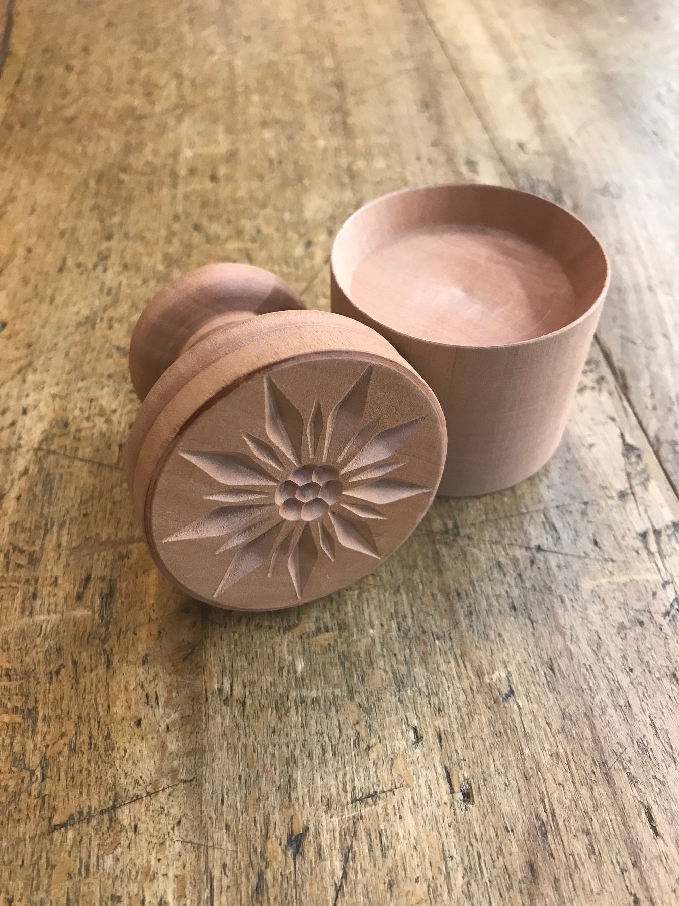 Stampo in legno per corzetti stella alpina