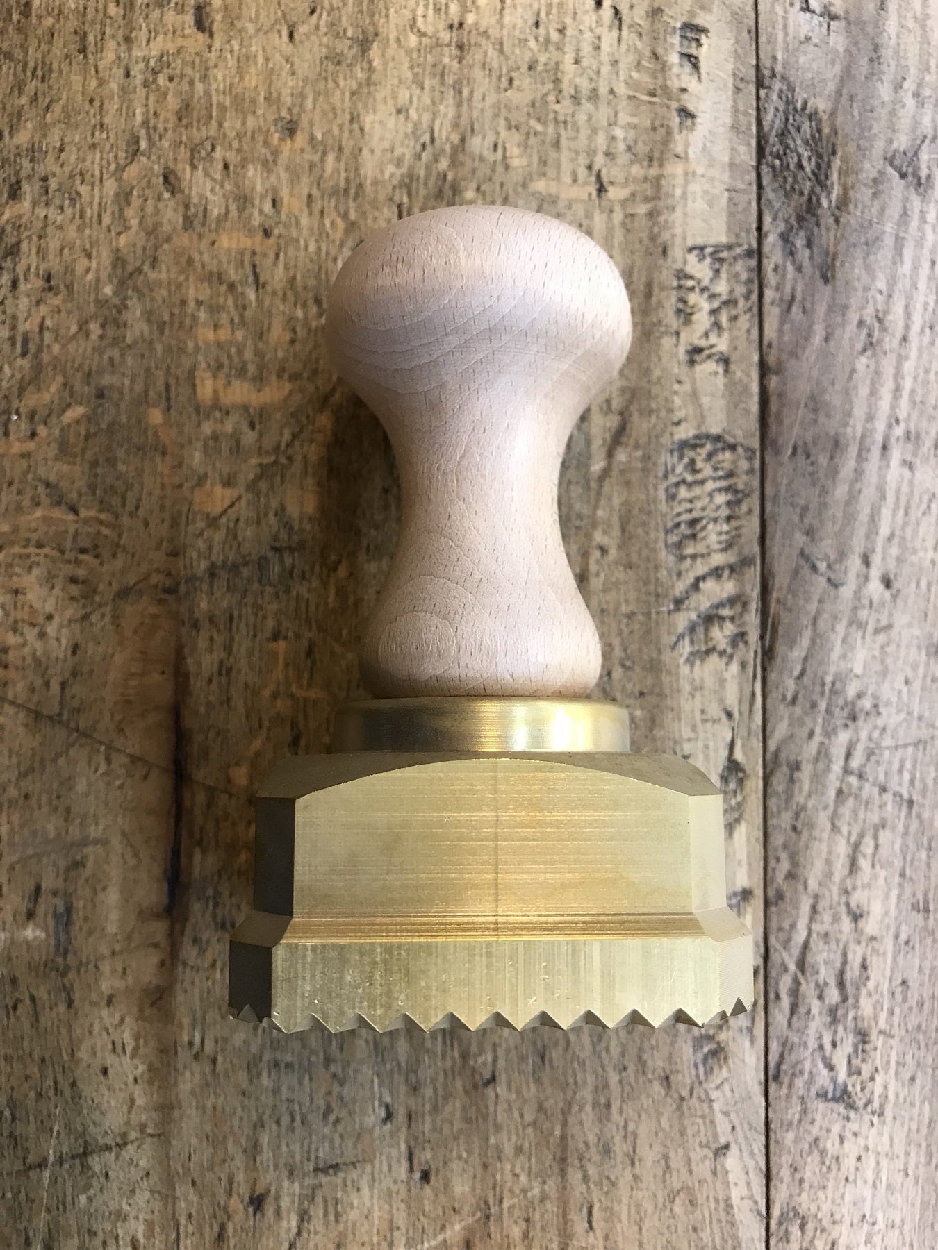 Square mold for ravioli 6×6 cm with festoon