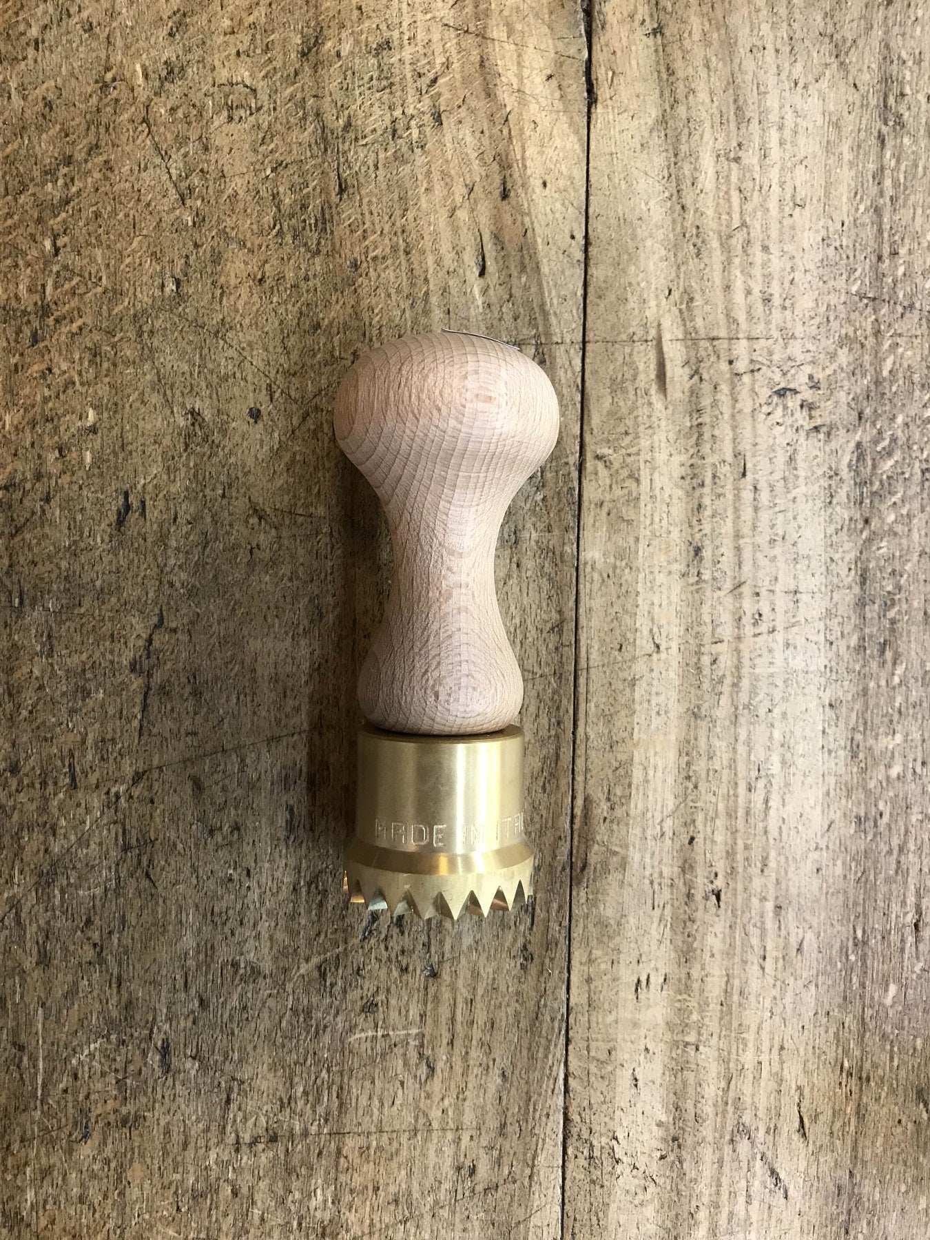 Anolini mold Ø 3.4 cm with festoon