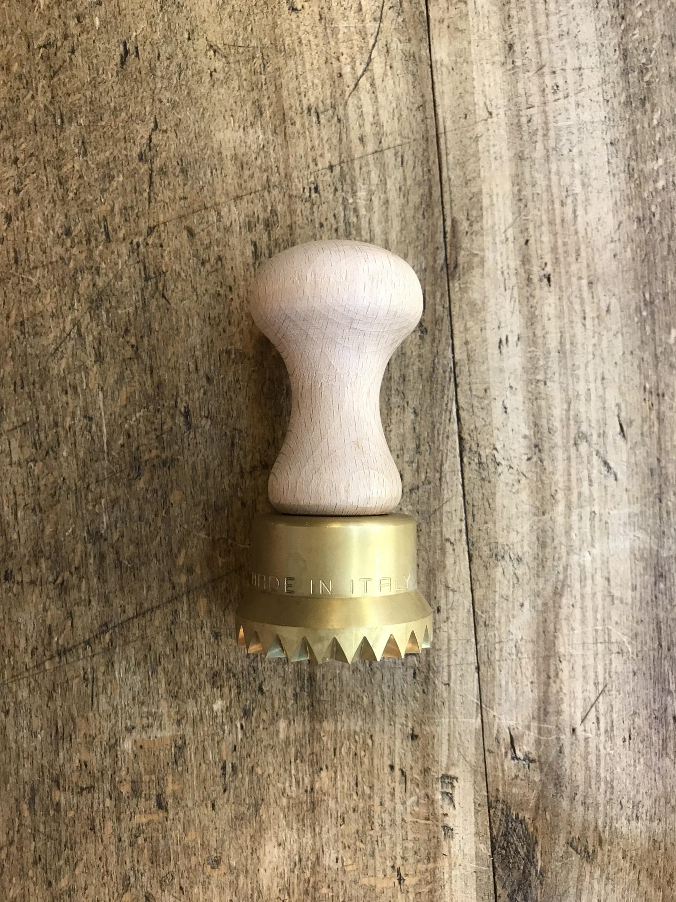 Stampo per ravioli tondi Ø 5 cm festonato