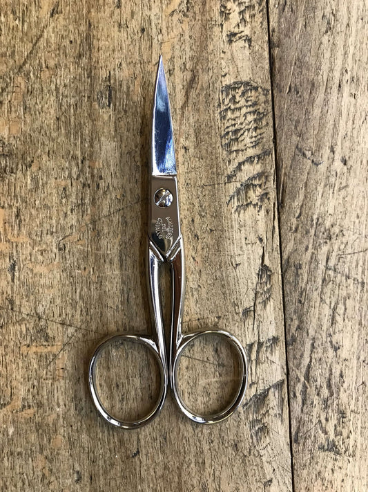 Hand nail scissors