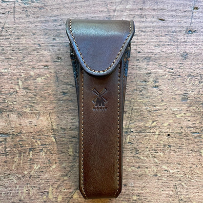 Leather case for safety razor