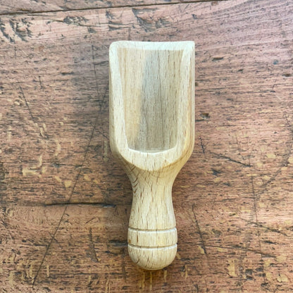 Wooden scoop, large